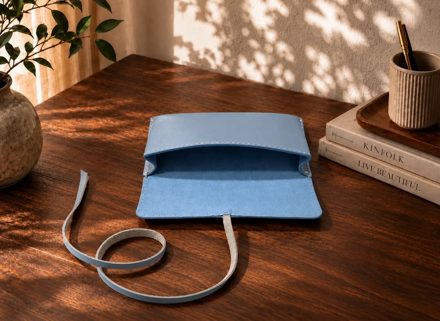 Étui à lunettes en cuir