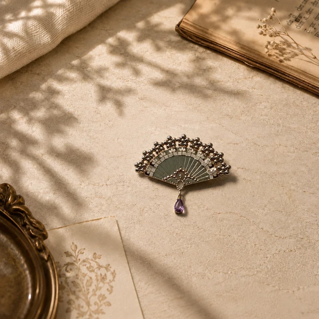 Broche
