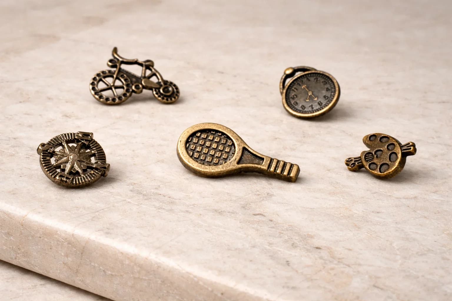 Coffret de 5 pin's