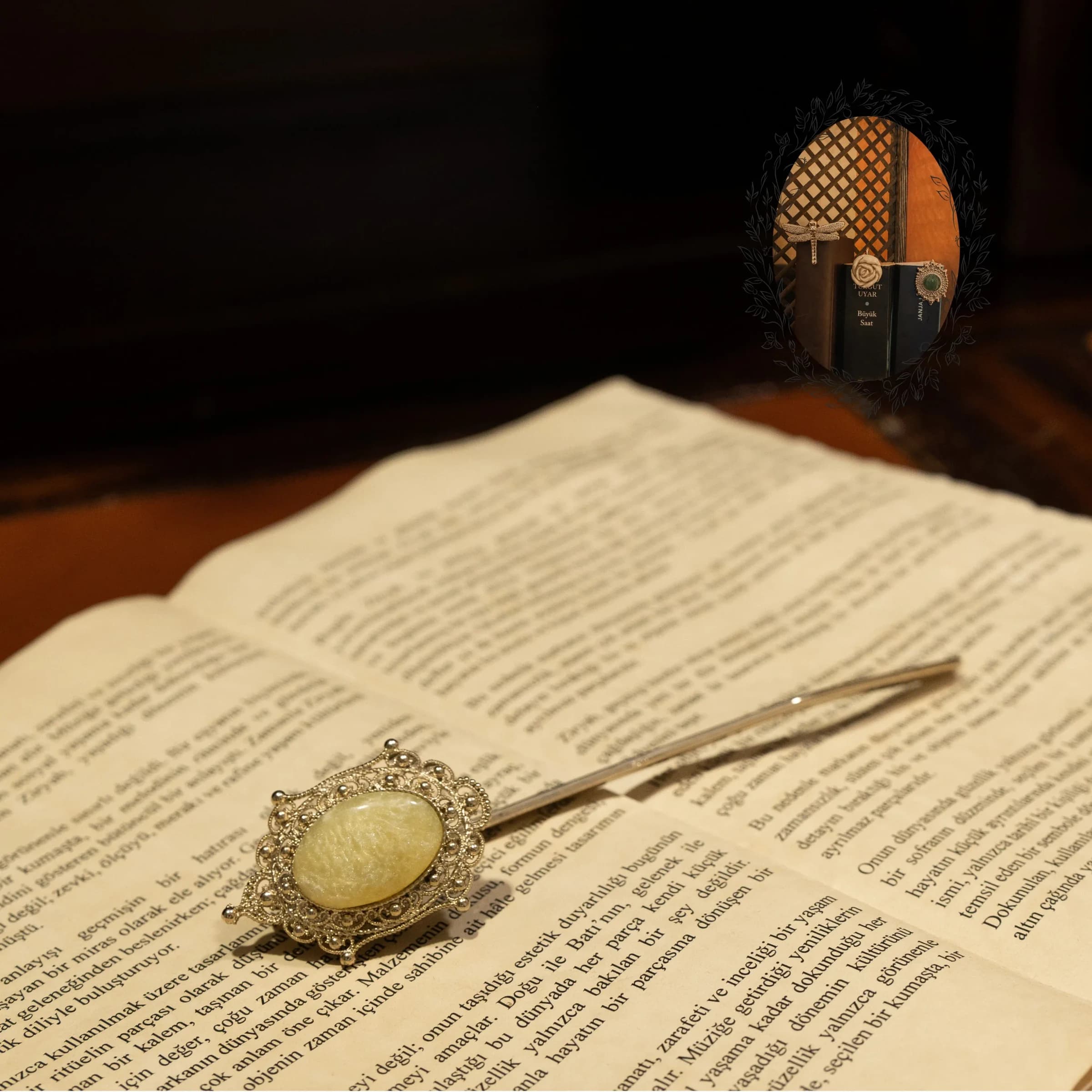 Premium Bookmark
