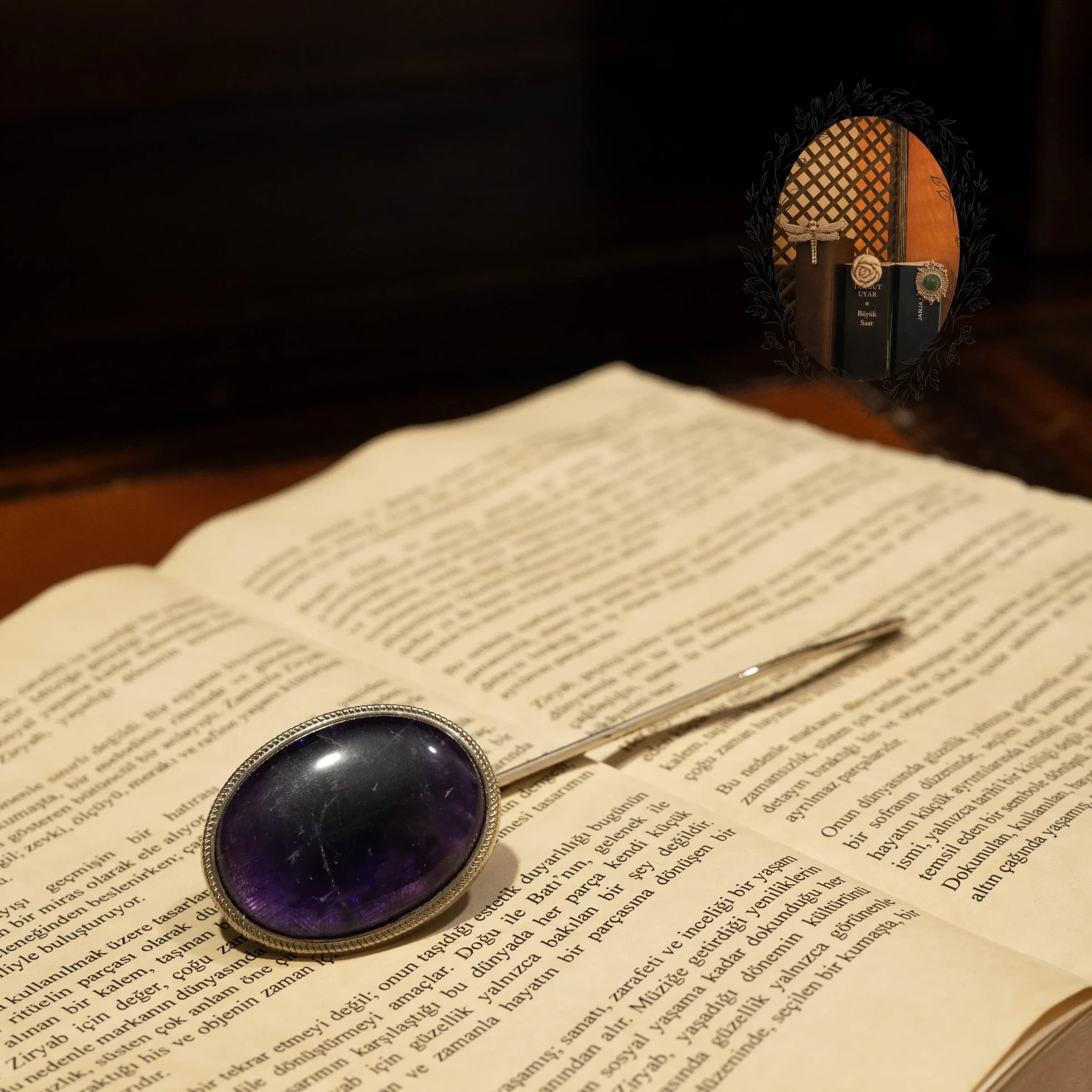 Premium Bookmark