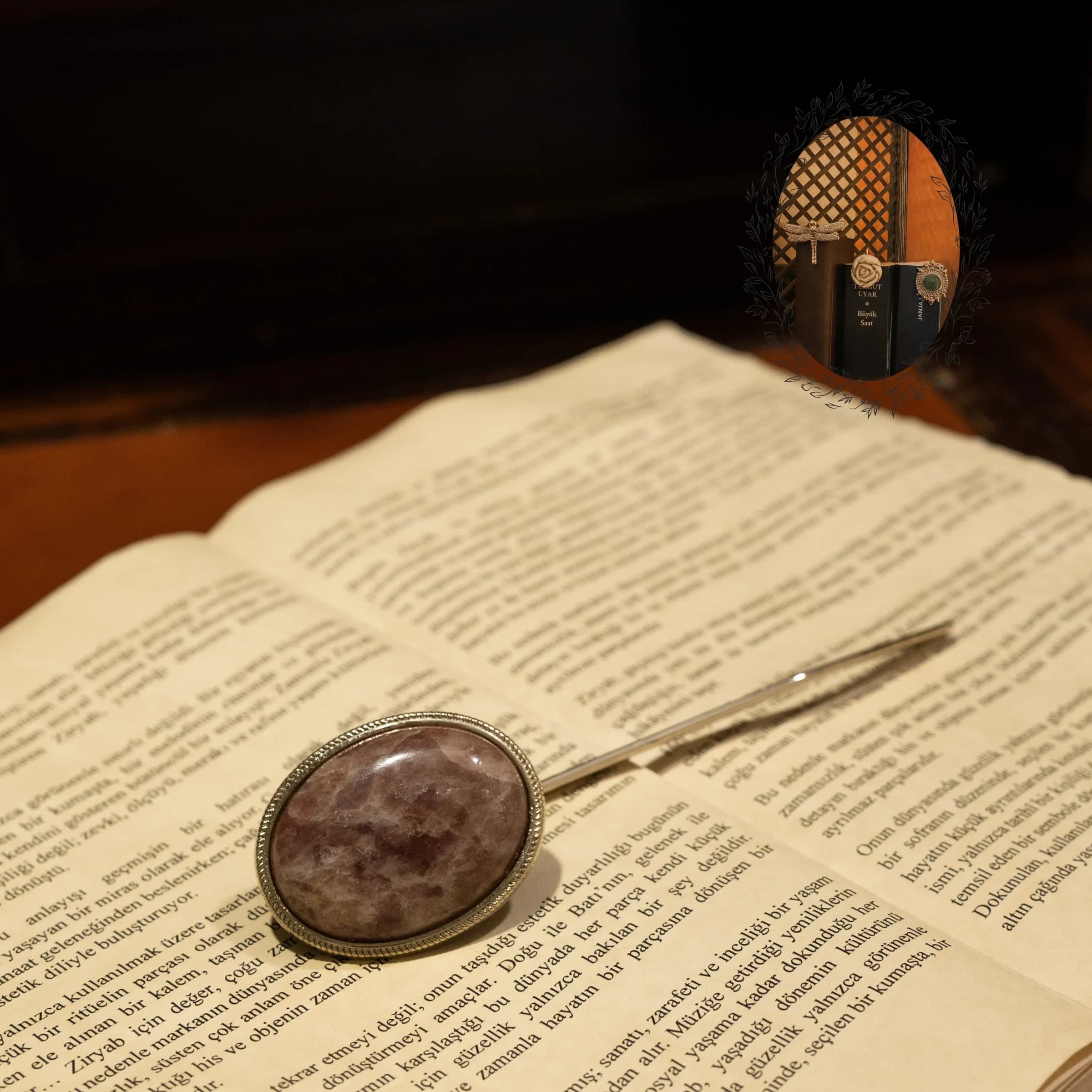 Premium Bookmark