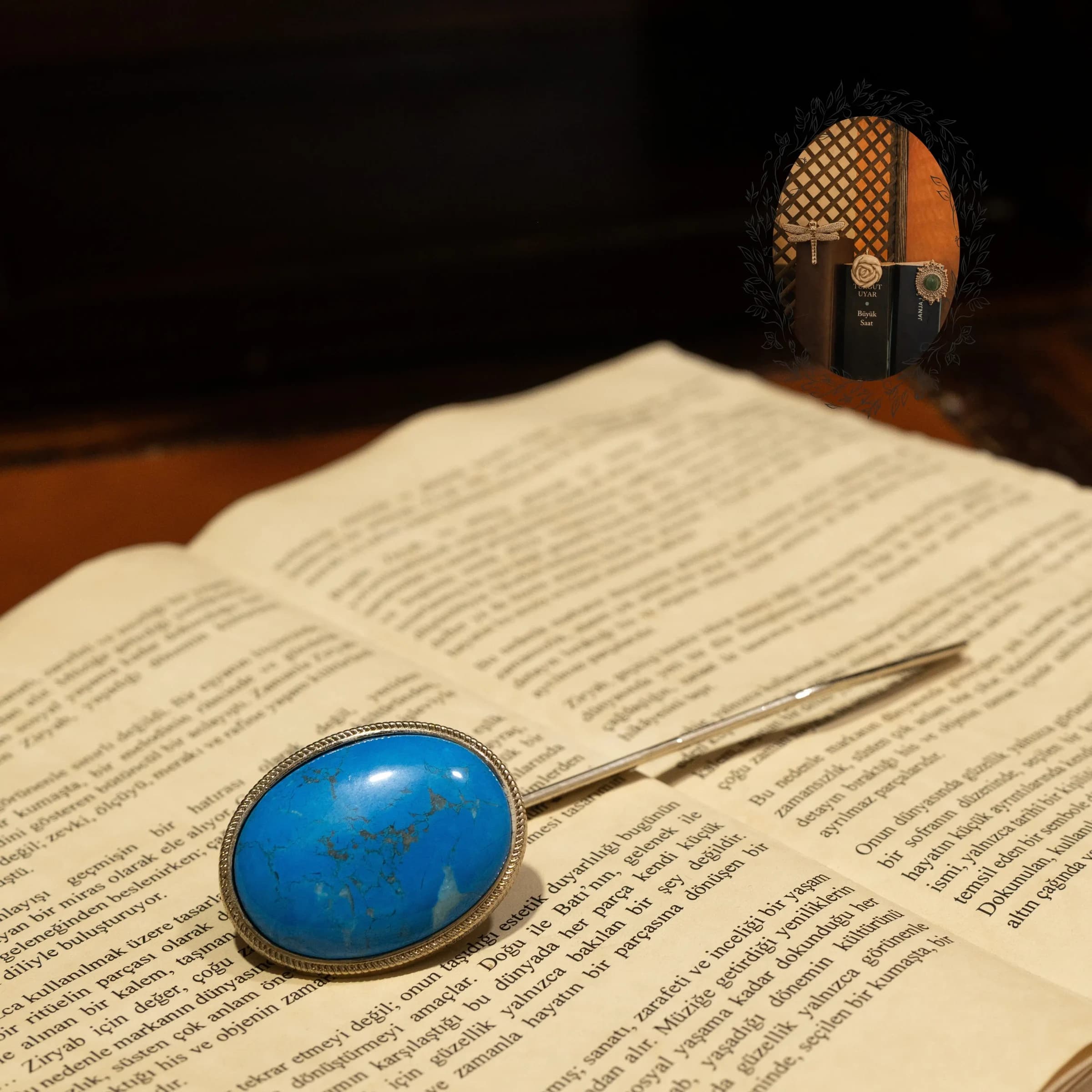 Premium Bookmark