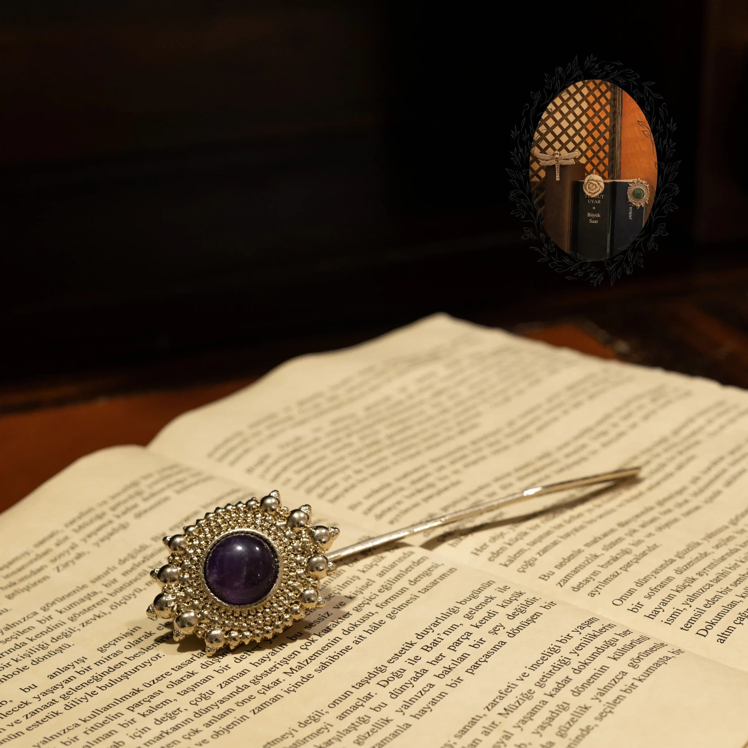 Premium Bookmark
